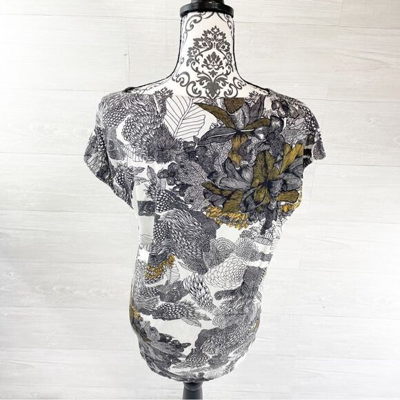 Saloni Floral Brushstroke Capped Sleeve Silk Top - Picture 5 of 7